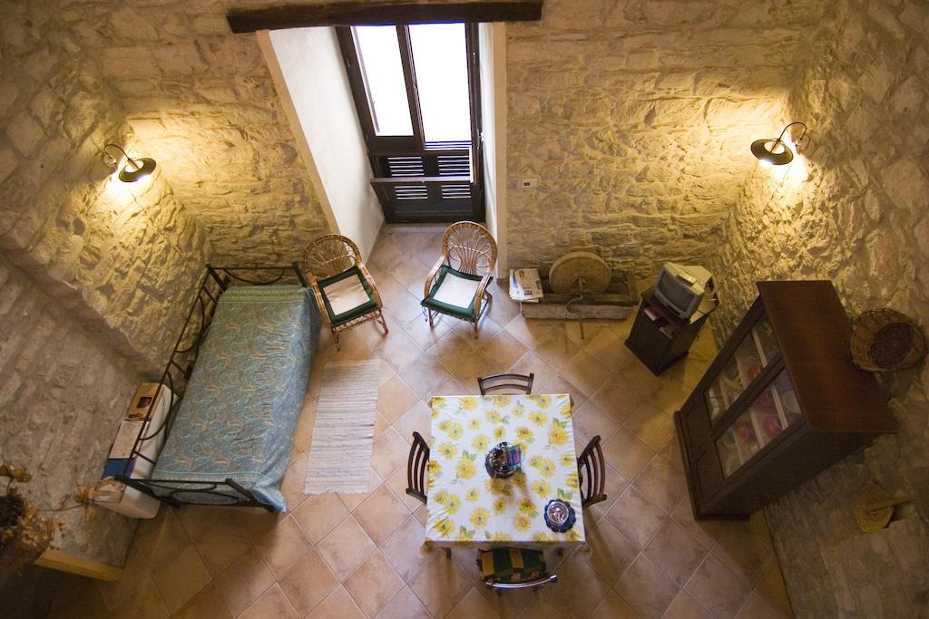 Santa Teresa Apartment Erice Phòng bức ảnh