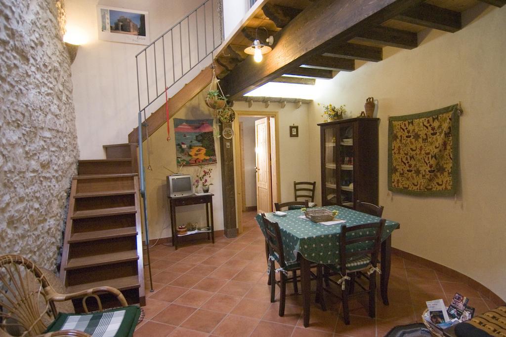 Santa Teresa Apartment Erice Phòng bức ảnh
